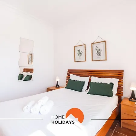 #020 Medronheira By Holidays Apartment