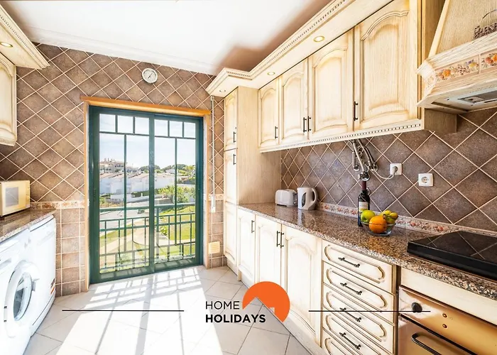 #020 Medronheira By Holidays * Albufeira